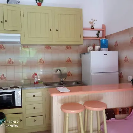 Errika Apartment Ipsos